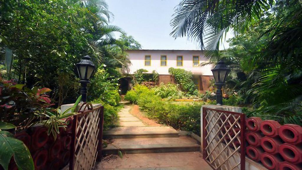 Hotel Little Italy Calangute Exterior foto
