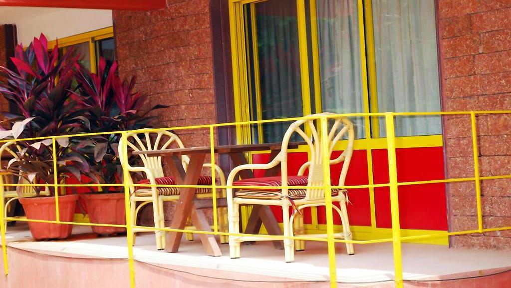 Hotel Little Italy Calangute Exterior foto