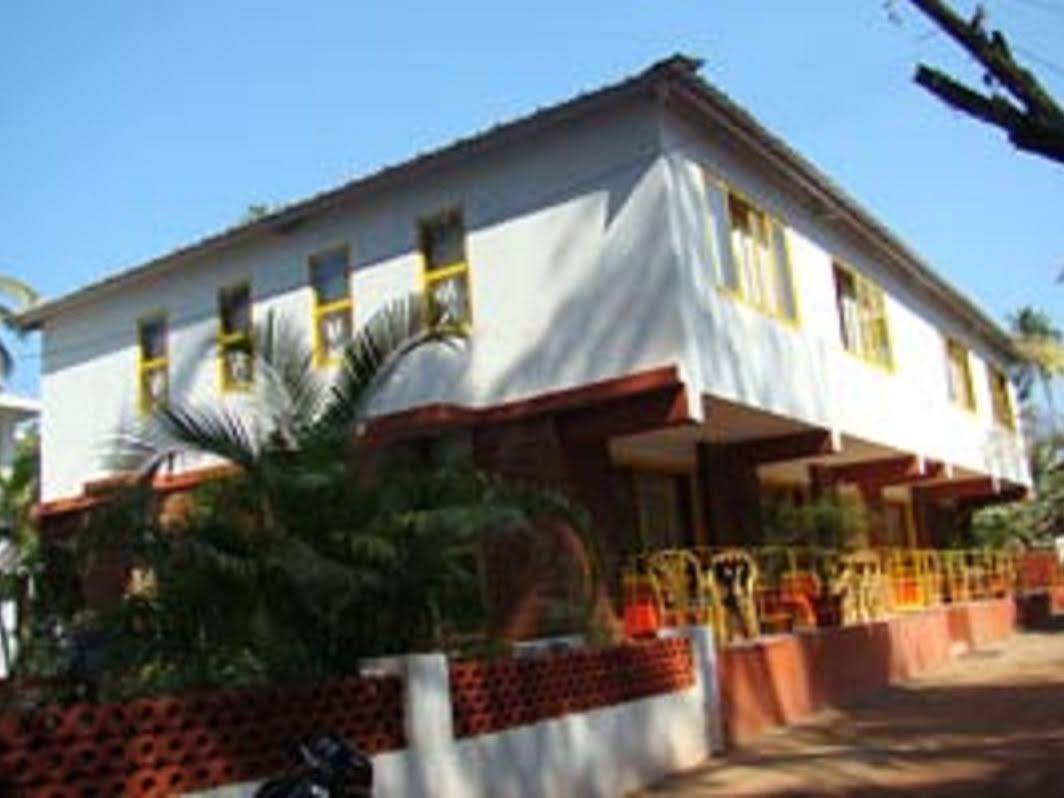 Hotel Little Italy Calangute Exterior foto